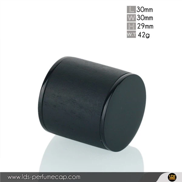 Sort metal parfumehætte med træ